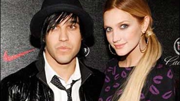 Ashlee Simpson and her boyfriend Pete Wentz, of the band Fall Out Boy, arrive together at the Rolling Stone 40th anniversary party in Las Vegas on Sept. 8, 2007. 