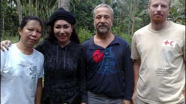 Mary Jean Lacaba, red cross kidnappings, philippines 