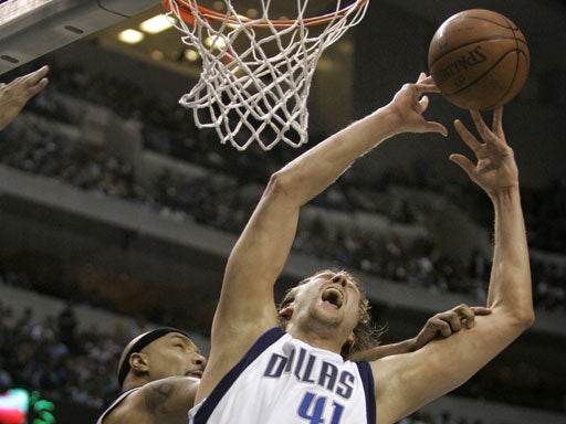 San Antonio vs. Dallas: Game 3 