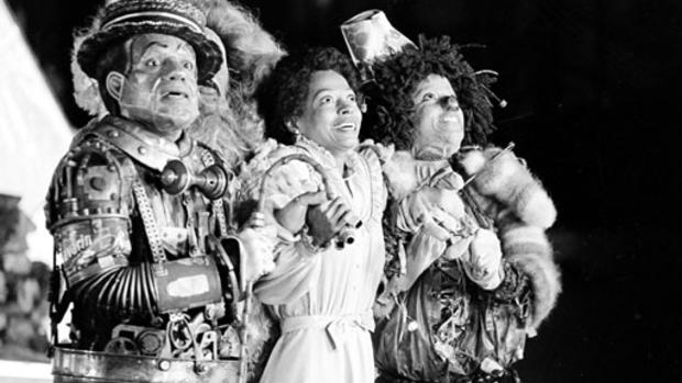 Oscar honors 75th anniversary of "The Wizard of Oz" 