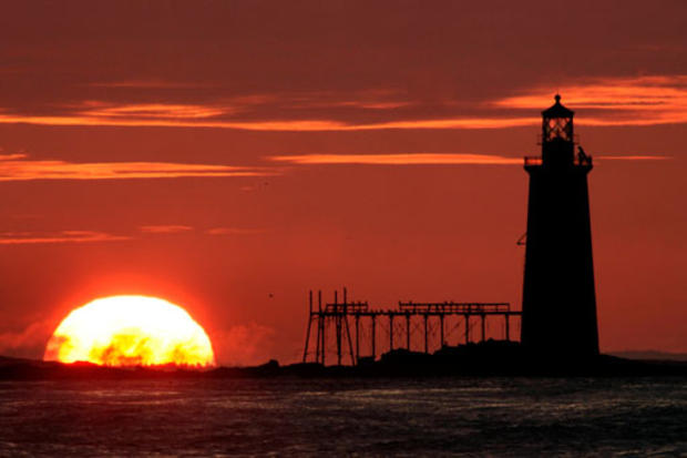 Lighthouse at Sunrise 