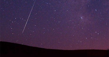 Meteor Shower Puts on a Show - CBS News