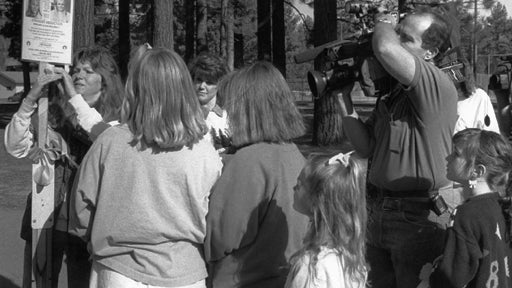 Terry Probyn puts up sign for Jaycee Lee Dugard 