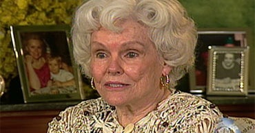 Doris Buffett Goes for Broke to Help City - CBS News