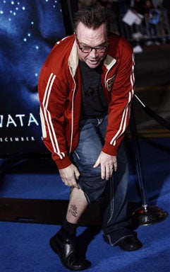 Tom Arnold at "Avatar" Premiere 
