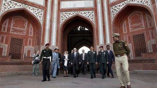 Robert Gates, Becky Gates 