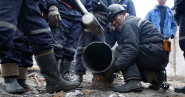 Rescuers: Still Hope for Chinese Miners - CBS News