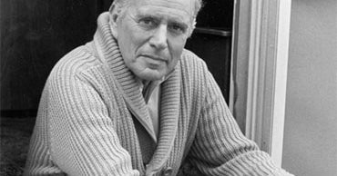 "Dynasty's" John Forsythe Dies at 92 CBS News(01)