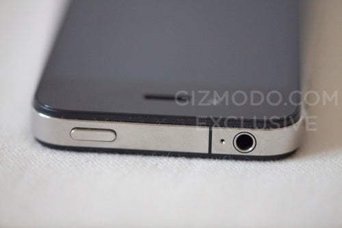 Headphone jack on the supposed iPhone 4G. 