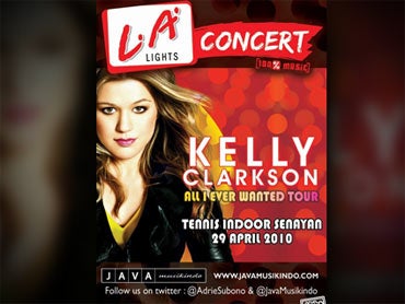 Kelly Clarkson's Cigarette Sponsorship Pulled