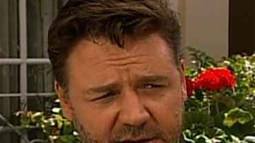 Russell Crowe on The Early Show. 