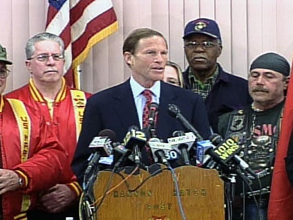 Richard Blumenthal Regrets "Misplaced Words" on Vietnam Service - CBS News