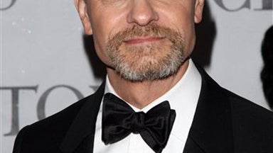 80_david_hyde_pierce.jpg 