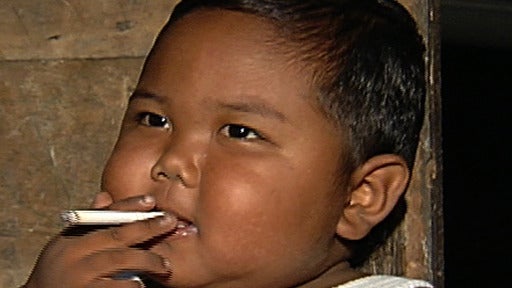 baby_smoking_01.jpg 
