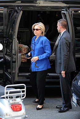 00-hillary-truck.jpg 
