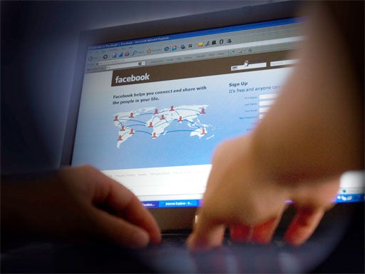 Facebook Helps Catch Philippines Multiple Murder Suspect Mark Dizon 