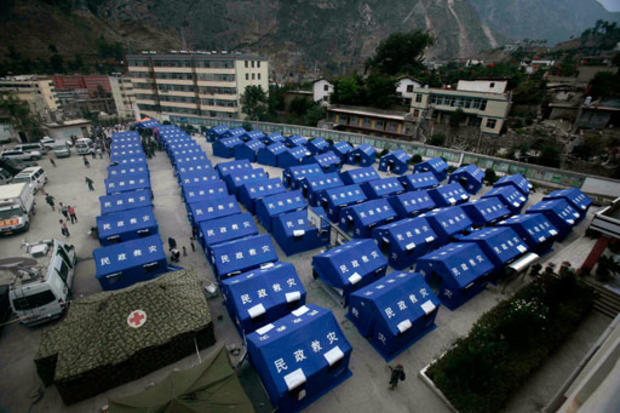 china_relief_tents.jpg 