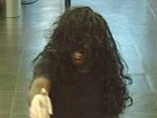 Wig-Wearing Duo Rob Another Ga. Wachovia Branch, Suspects Still At Large 