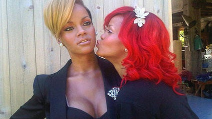 rihanna_twitter_424.jpg 