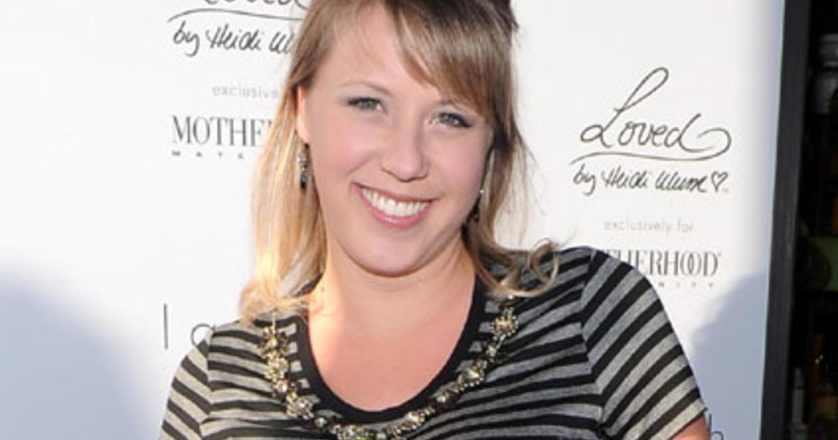 Full House' Star Jodie Sweetin Announces Engagement