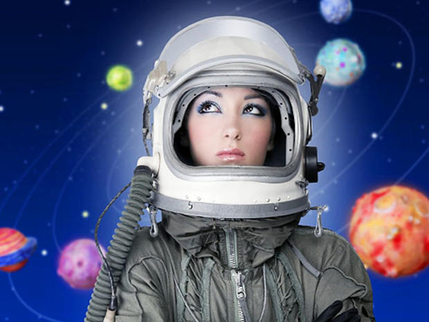 spacewoman.jpg 