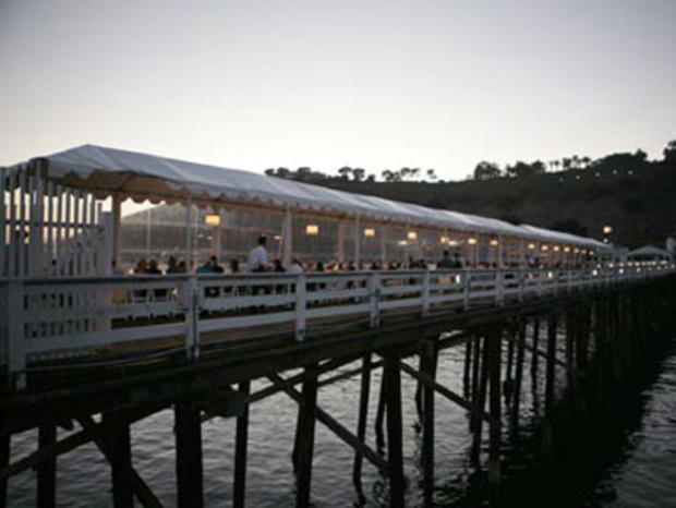 Wedding on the Malibu Pier 