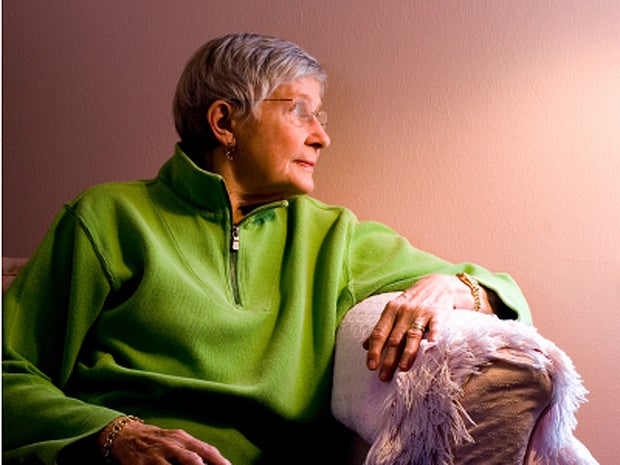 woman, mature, senior, isolated, lonely, dementia, Alzheimer's, generic, 4x3