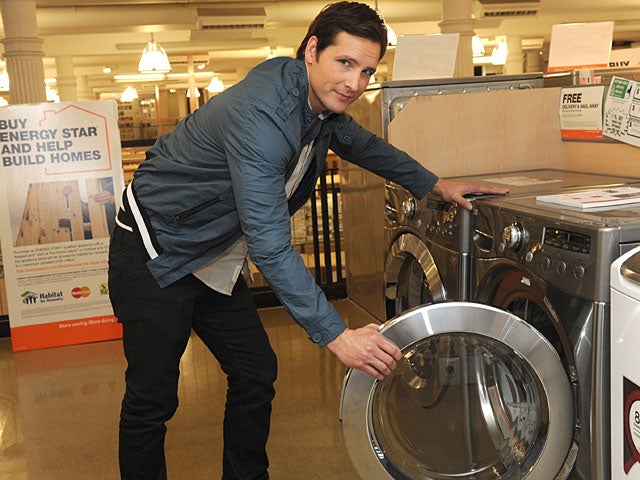 019-Peter_Facinelli_02.jpg 