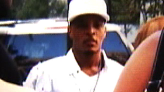 es_1014_RAPPER_HERO.jpg 