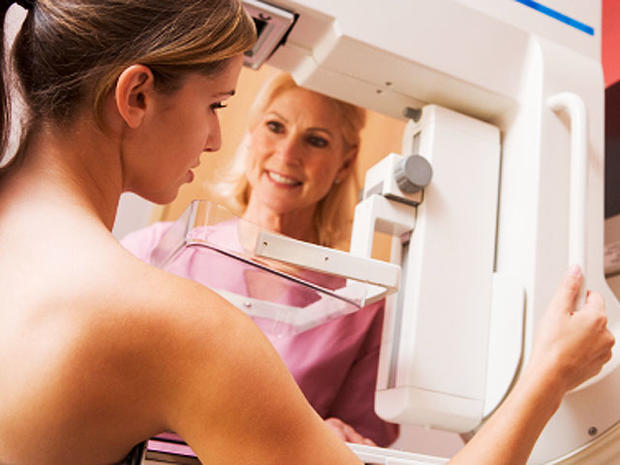 woman-in-mammography-machin_1.jpg 