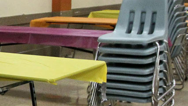 lunchroom-tables-and-chairs.jpg 