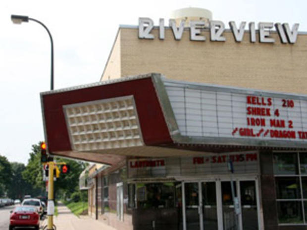 Riverview Theater 