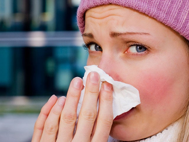 sniffle-woman-iStock_000009.jpg 