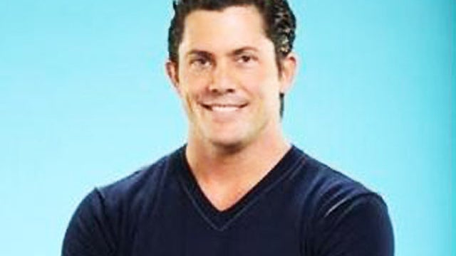 julien_hug.jpg 