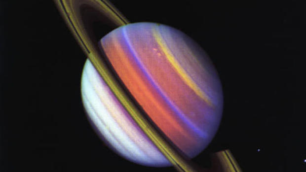 NASA's 30-Year Saturn Odyssey (Pictures) 