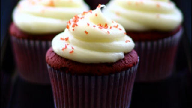 Half-Baked? Police Called On NY Kids' Cupcake Sale 