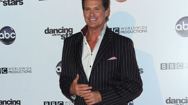 Hasselhoff "In Talks" to Replace Cowell 