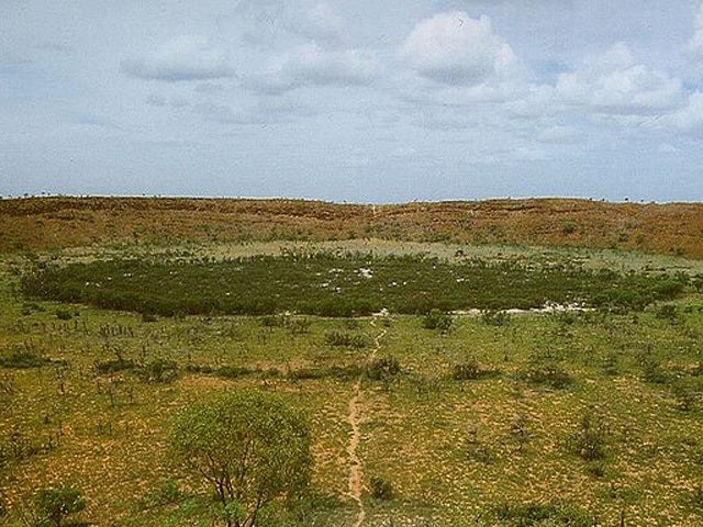crater10.jpg 