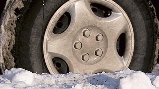 snowtire_19019237.jpg 