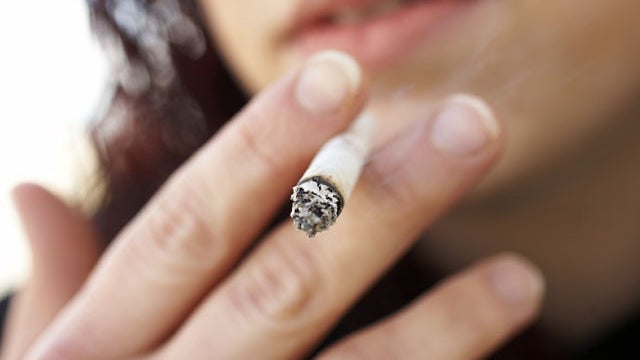 Tobacco Smoking Should Be Banned in Apartments: Researchers 