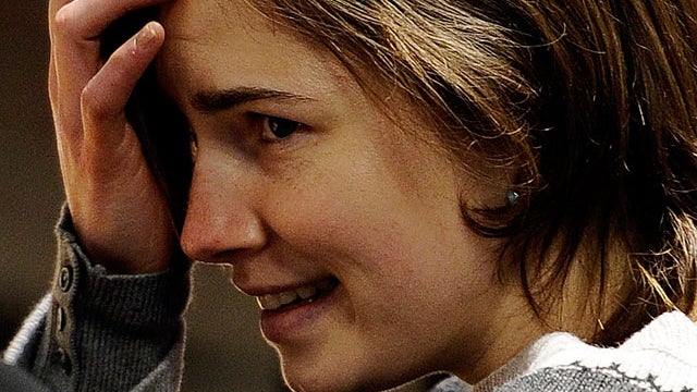 amandaknox_121410_16_1.jpg 