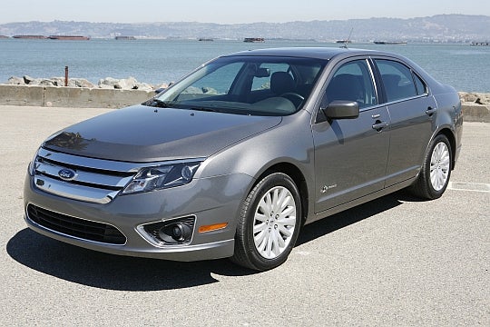 Ford's Fusion hybrid now uses start-stop technology. The automaker will be bringing that technology to its non-hybrid models in the U.S. in 2012. 