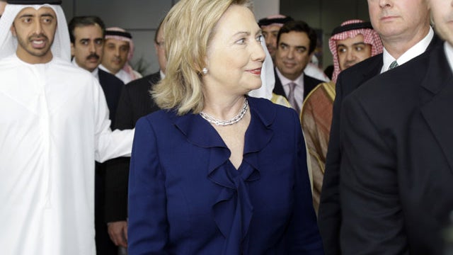 clinton-emirates.jpg 