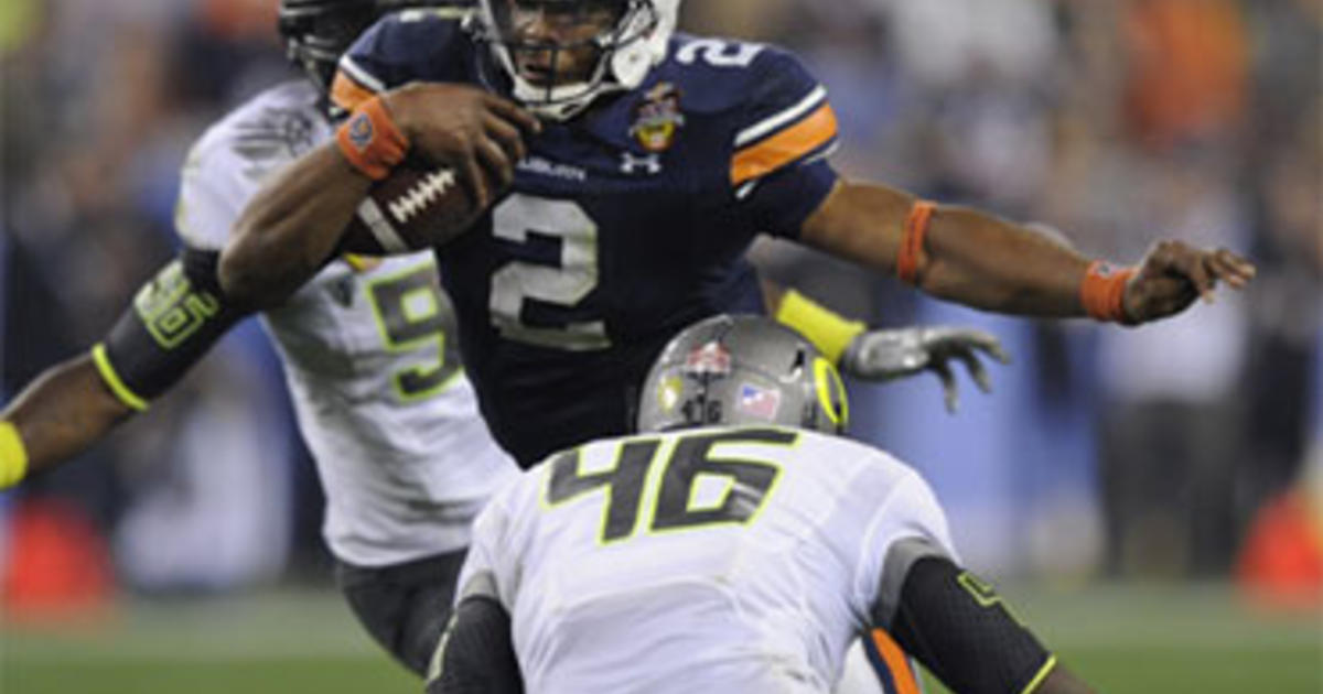 Auburn's Nick Fairley signs with Nike, reports say 