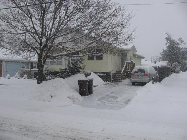 snow-covered-house-from-claudia-in-revere.jpg 