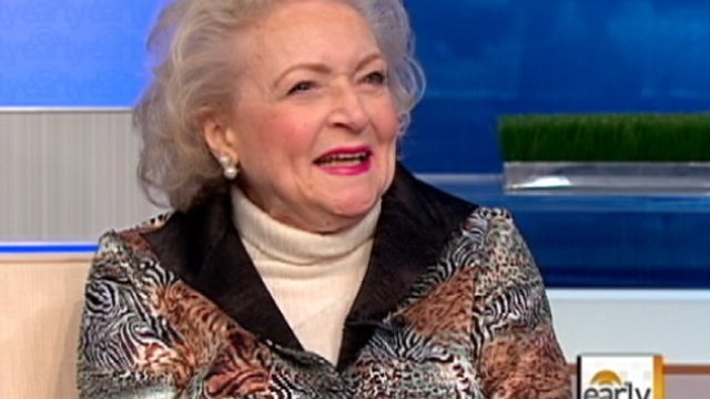 es_0127_BETTY_WHITE.jpg 