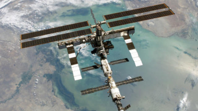 international-space-station.jpg 