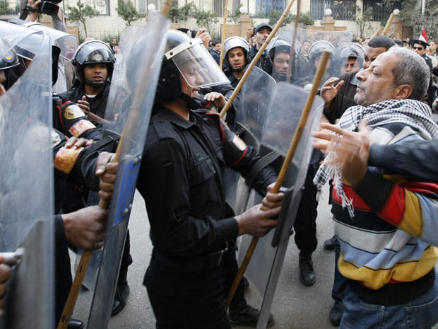 cairo_protests_108351029.jpg 