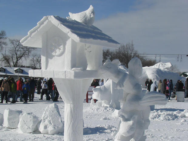 St. Paul Winter Carnival Snow Sculpture Contest -- Third Place: "At The Bird Feeder" 