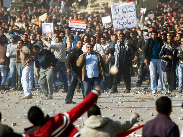 cairo_protests_AP110202023286.jpg 